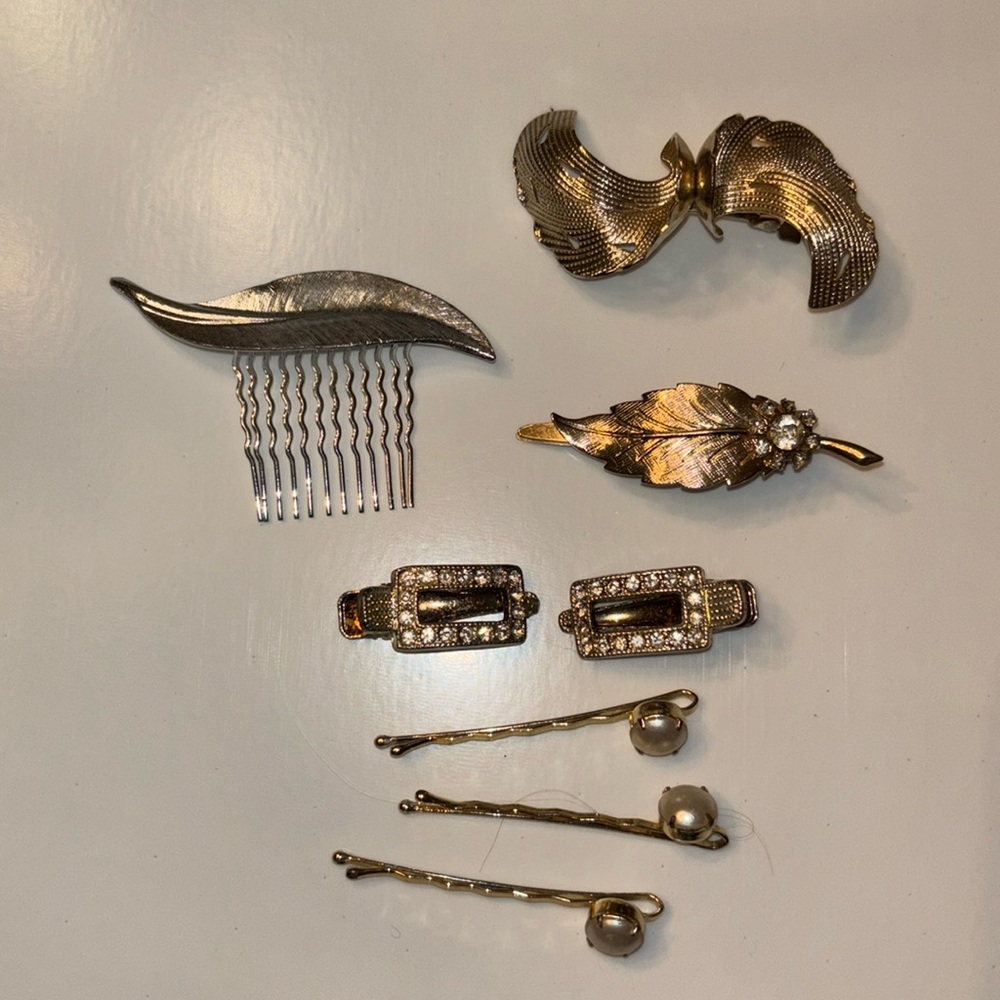 Vintage Brooch hair clips jewelry-bundle of 8
